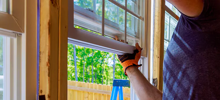Home Window Repair in Four Corners, FL