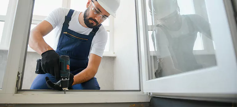 Replace Broken Window Pane in Four Corners, FL