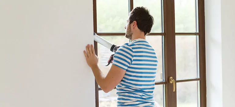 Outdoor Waterproof Caulk in Four Corners, FL