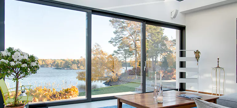 Custom Residential Window Tinting in Four Corners, FL