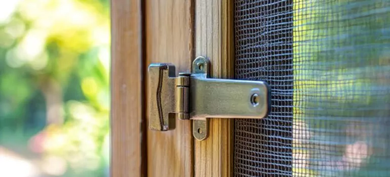 Window Latches Replacement in Four Corners, FL
